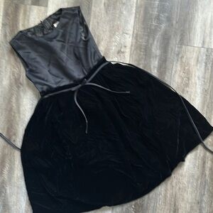 Helena dress girls, size 8, black satin velvet